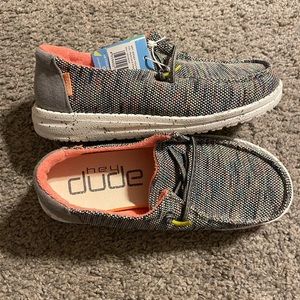 Brand New Girl’s Hey Dude shoes, size Y3-4.